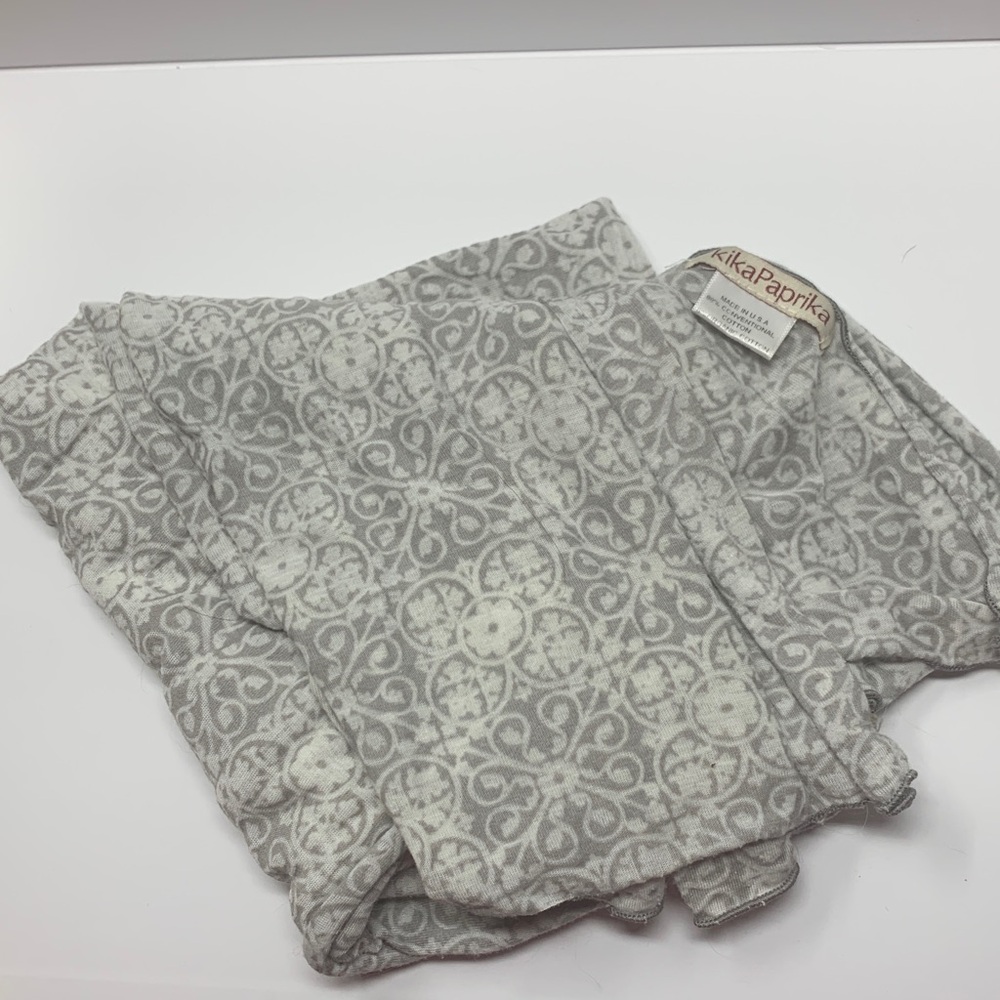 Kika Paprika scarf made from organic cotton 
11” wide 
81” length